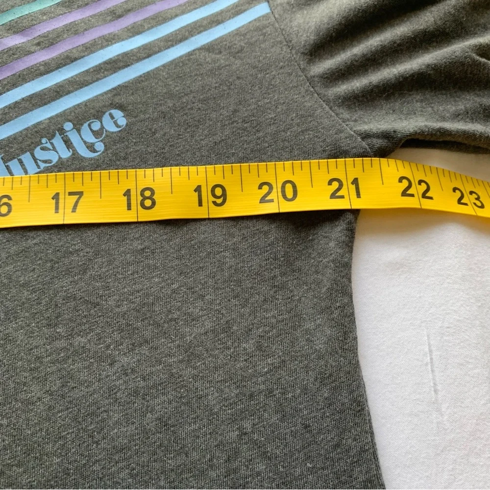 Justice Unisex Gray Logo Print Long Sleeve Top Size 16/18 Plus Cottonblend Basic